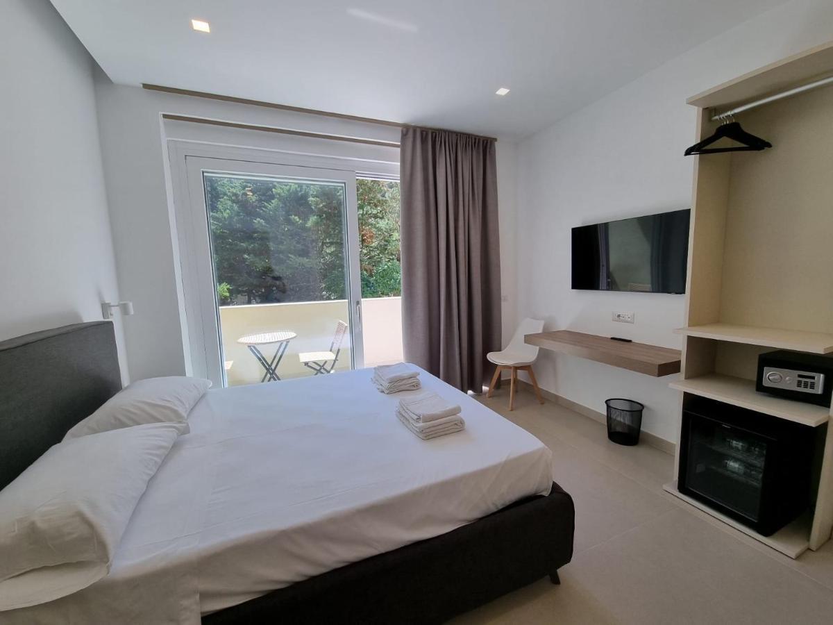 Marea Retreat Rooms Marina di Camerota Luaran gambar