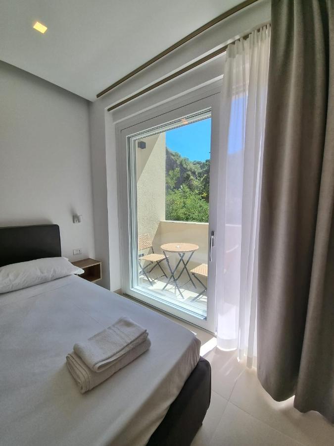 Marea Retreat Rooms Marina di Camerota Luaran gambar